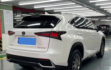 Lexus NX I, 2021 год, 2 700 000 рублей, 4 фотография