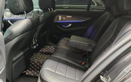 Mercedes-Benz E-Класс, 2021 год, 4 990 000 рублей, 13 фотография