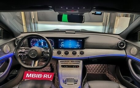 Mercedes-Benz E-Класс, 2021 год, 4 990 000 рублей, 15 фотография