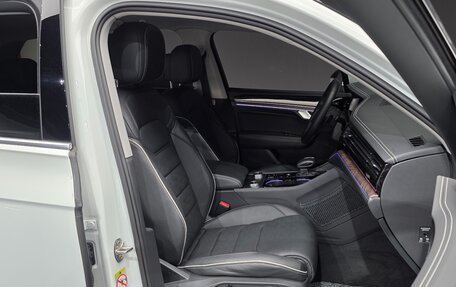 Volkswagen Touareg III, 2025 год, 10 230 000 рублей, 20 фотография