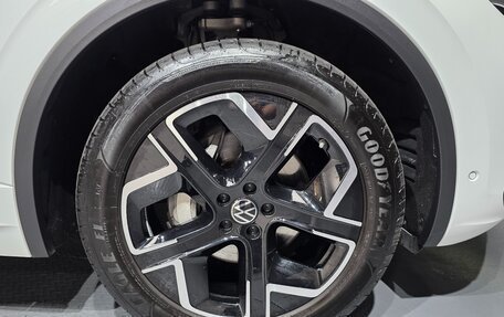 Volkswagen Touareg III, 2025 год, 10 230 000 рублей, 30 фотография