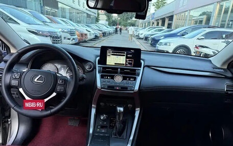 Lexus NX I, 2021 год, 2 700 000 рублей, 7 фотография