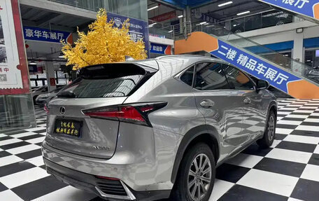 Lexus NX I, 2021 год, 2 600 000 рублей, 6 фотография