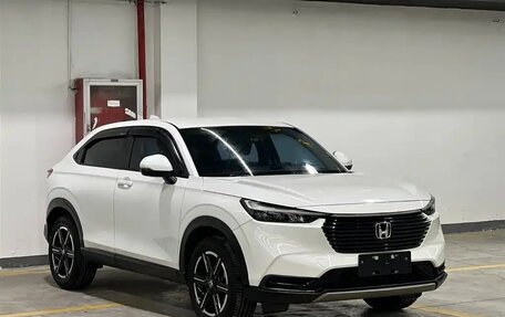 Honda Vezel, 2023 год, 1 820 000 рублей, 2 фотография