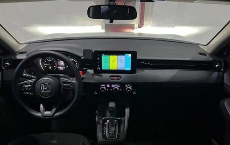 Honda Vezel, 2023 год, 1 820 000 рублей, 7 фотография