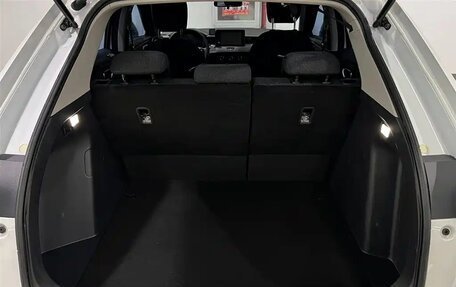 Honda Vezel, 2023 год, 1 820 000 рублей, 11 фотография