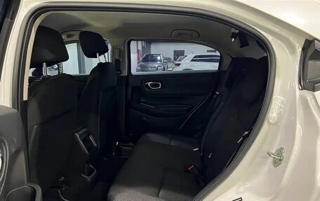 Honda Vezel, 2023 год, 1 820 000 рублей, 10 фотография