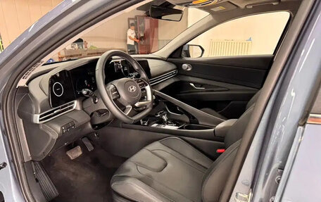 Hyundai Elantra, 2023 год, 1 300 888 рублей, 10 фотография