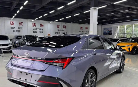 Hyundai Elantra, 2023 год, 1 300 888 рублей, 4 фотография