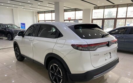 Honda Vezel, 2023 год, 1 782 095 рублей, 3 фотография