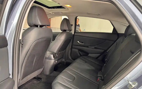 Hyundai Elantra, 2023 год, 1 300 888 рублей, 20 фотография
