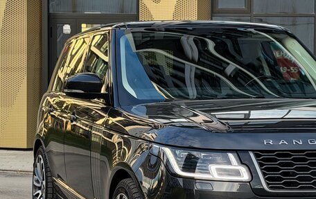 Land Rover Range Rover IV рестайлинг, 2018 год, 8 600 000 рублей, 10 фотография