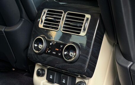 Land Rover Range Rover IV рестайлинг, 2018 год, 8 600 000 рублей, 27 фотография
