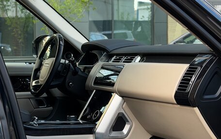 Land Rover Range Rover IV рестайлинг, 2018 год, 8 600 000 рублей, 29 фотография