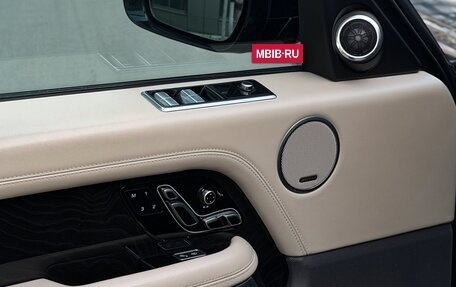 Land Rover Range Rover IV рестайлинг, 2018 год, 8 600 000 рублей, 23 фотография