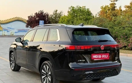 Volkswagen Teramont, 2025 год, 6 500 000 рублей, 5 фотография