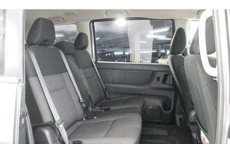 Nissan Serena, 2023 год, 1 920 000 рублей, 24 фотография