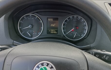 Skoda Octavia, 2010 год, 680 000 рублей, 10 фотография