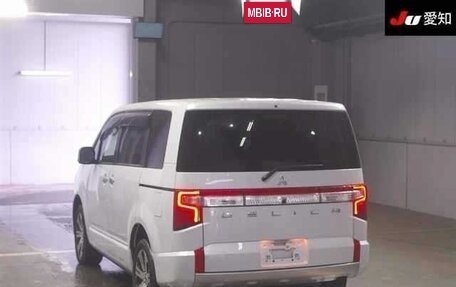 Mitsubishi Delica D:5 I, 2023 год, 2 780 000 рублей, 3 фотография