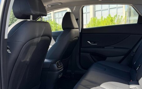 Hyundai Elantra, 2025 год, 1 710 100 рублей, 11 фотография
