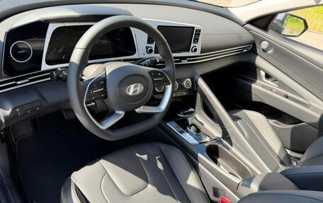 Hyundai Elantra, 2025 год, 1 710 100 рублей, 9 фотография