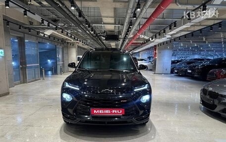 Chevrolet TrailBlazer, 2023 год, 2 360 020 рублей, 2 фотография