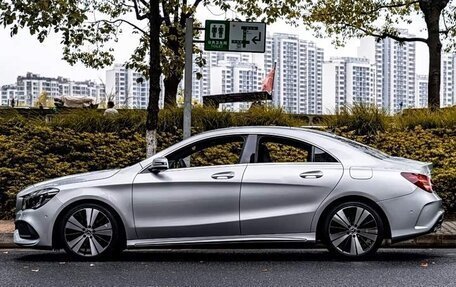 Mercedes-Benz CLA, 2019 год, 1 450 000 рублей, 2 фотография