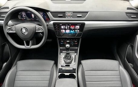 Skoda Superb III рестайлинг, 2023 год, 2 260 000 рублей, 6 фотография