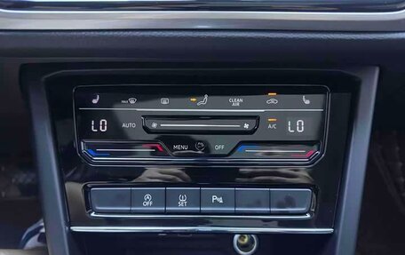 Volkswagen Touran III, 2022 год, 1 770 000 рублей, 13 фотография
