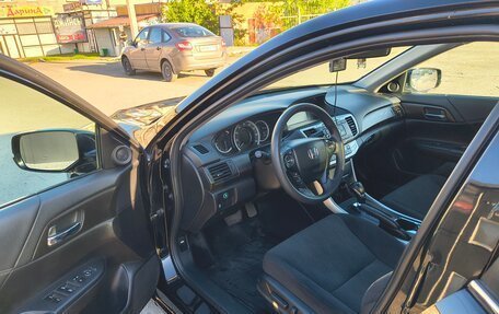 Honda Accord IX рестайлинг, 2013 год, 1 700 000 рублей, 11 фотография