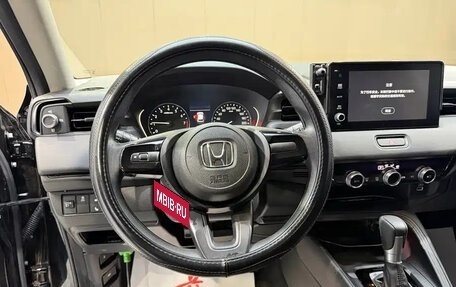 Honda Vezel, 2023 год, 1 690 000 рублей, 10 фотография