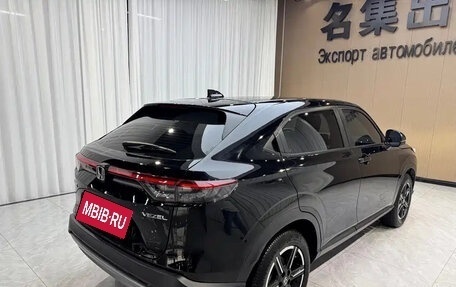 Honda Vezel, 2023 год, 1 690 000 рублей, 4 фотография