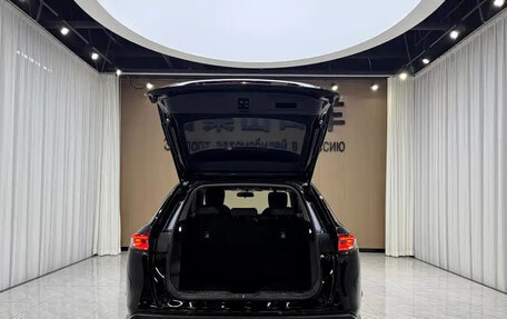 Honda Vezel, 2023 год, 1 690 000 рублей, 14 фотография