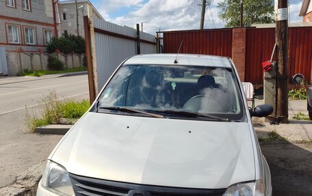 Renault Logan I, 2006 год, 280 000 рублей, 7 фотография