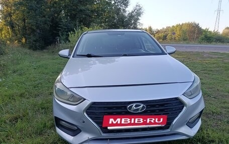 Hyundai Solaris II рестайлинг, 2018 год, 740 000 рублей, 11 фотография