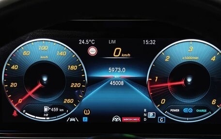 Mercedes-Benz CLS, 2022 год, 6 300 000 рублей, 18 фотография