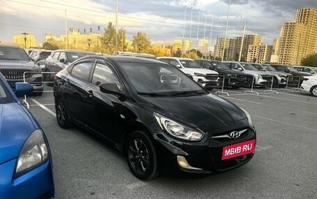Hyundai Solaris II рестайлинг, 2011 год, 650 000 рублей, 2 фотография