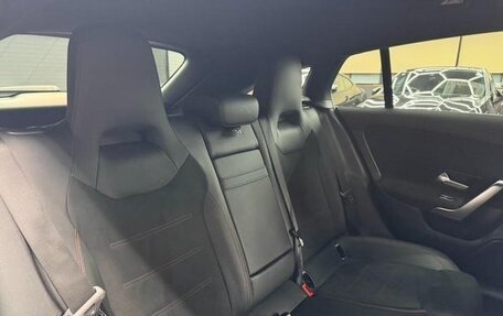 Mercedes-Benz CLA, 2021 год, 1 610 700 рублей, 27 фотография