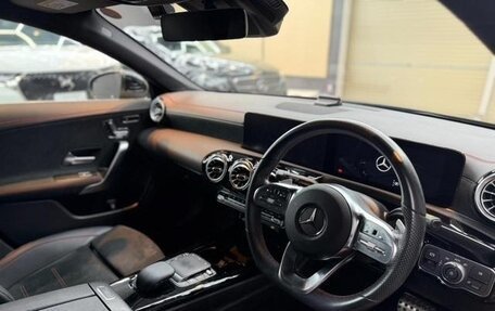 Mercedes-Benz CLA, 2021 год, 1 610 700 рублей, 28 фотография