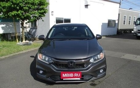 Honda Grace I, 2019 год, 1 060 000 рублей, 2 фотография