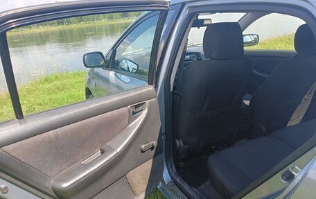 Toyota Corolla, 2003 год, 450 000 рублей, 16 фотография
