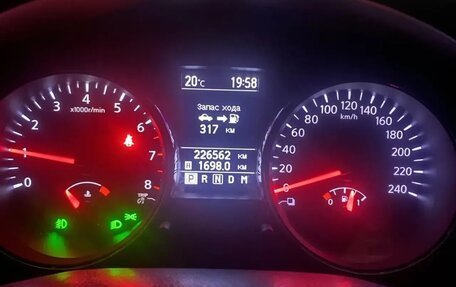 Nissan Qashqai, 2011 год, 1 050 000 рублей, 8 фотография