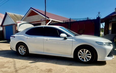 Toyota Camry, 2018 год, 1 650 000 рублей, 16 фотография