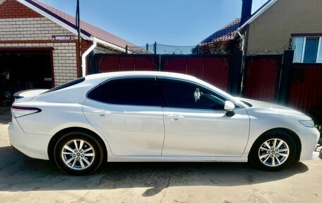 Toyota Camry, 2018 год, 1 650 000 рублей, 18 фотография