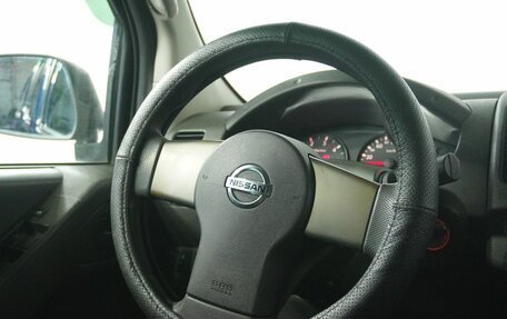 Nissan Navara (Frontier), 2008 год, 710 000 рублей, 16 фотография