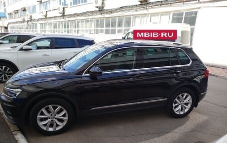 Volkswagen Tiguan II, 2017 год, 2 250 000 рублей, 4 фотография