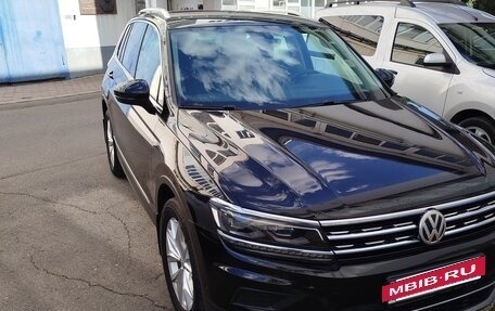 Volkswagen Tiguan II, 2017 год, 2 250 000 рублей, 2 фотография