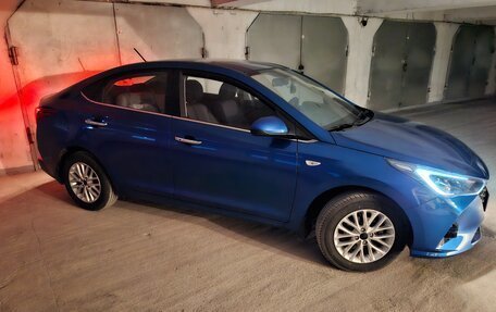Hyundai Solaris II рестайлинг, 2020 год, 1 820 000 рублей, 1 фотография
