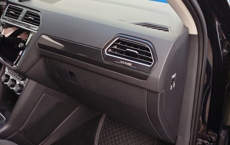 Volkswagen Tiguan II, 2017 год, 2 250 000 рублей, 18 фотография