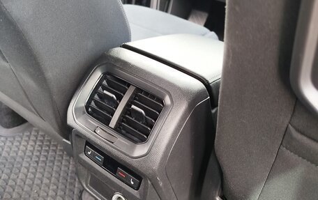 Volkswagen Tiguan II, 2017 год, 2 250 000 рублей, 16 фотография